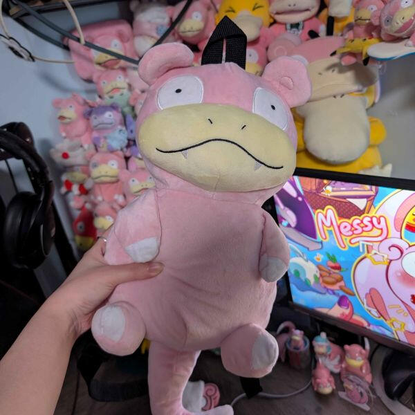Thank you, Cetus, for sending my starved slowpoke baggie! I had to feed him polyfill though!