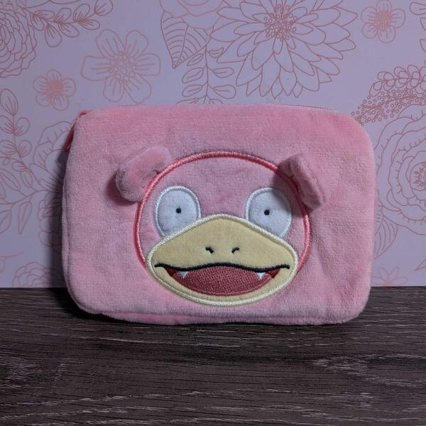2022 | (JPN) Pokemon Center | Mini Tissue Pouch Slowpoke