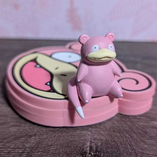 2021 | Pokemon Center | Suwaru Shelf Sitter Figure Slowpoke