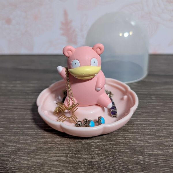 2022 | Bandai | Gemlies Series #4 Slowpoke